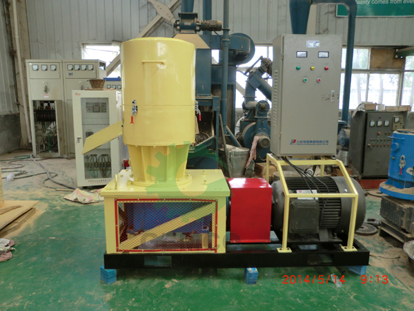 17c一起官网動輥顆粒機550