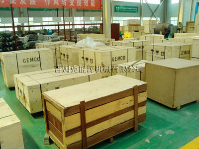 鄭州客戶訂（dìng）購5台豬飼料顆粒機裝箱發貨