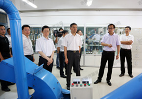 省領導來17c一起官网實驗室考察
